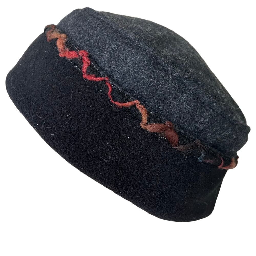 Vintage Woolrich Wool Cloche Hat Embroidered Boho Winter 90sY2K Artsy Black